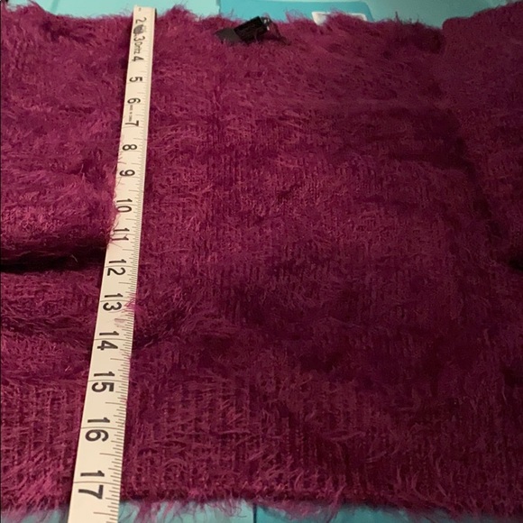 FOREVER 21 fuzzy crop top sweater - Picture 5 of 5
